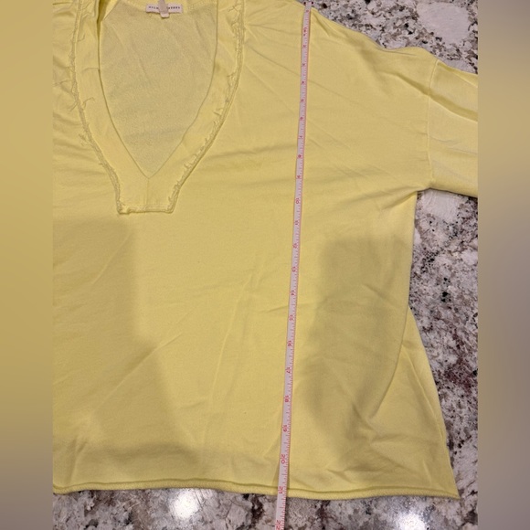 NWOT Gilded Intent brand , yellow low v neck sweater , size M - Picture 7 of 9